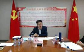 17. 袁煜驰